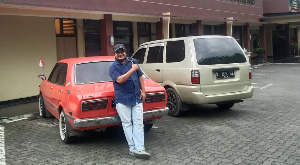 Menimbang Kepres No. 23 Tahun 1988: Legitimasi Sinuwun Pakoe Boewono XIII Sebagai Pemimpin Adat...